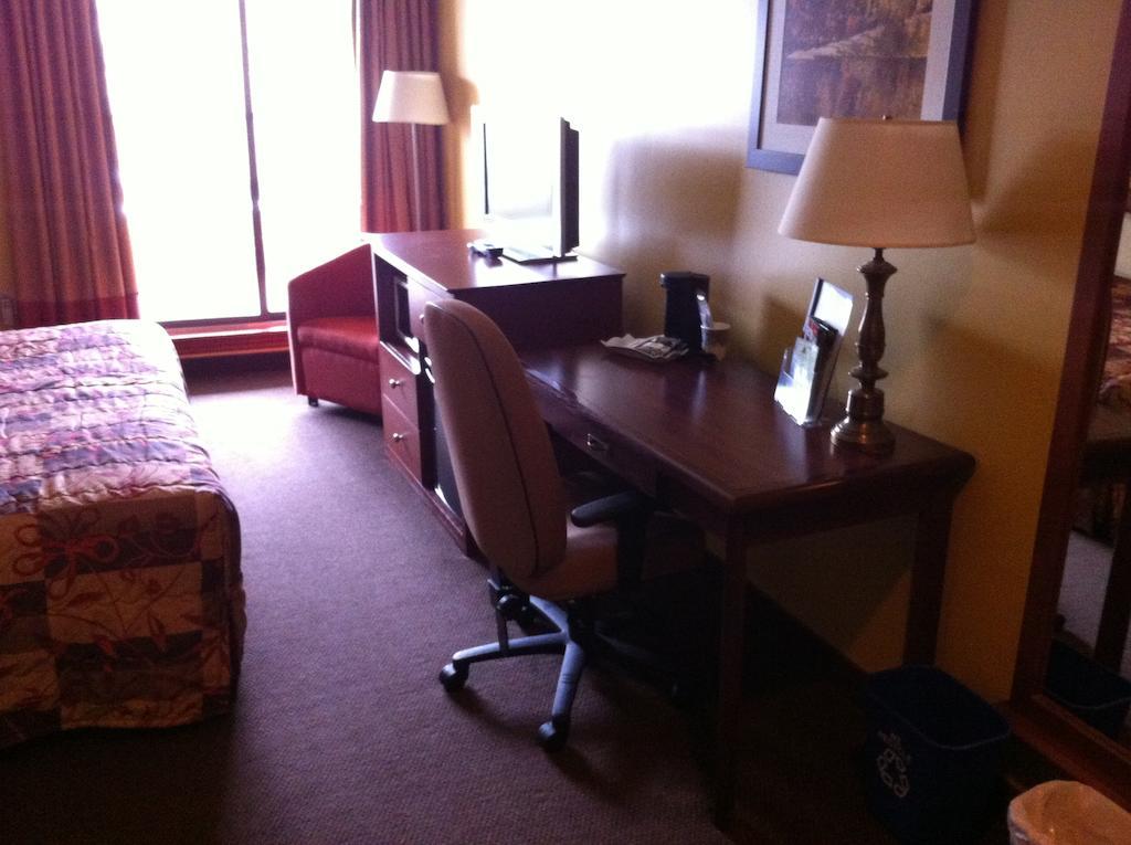 Dartmouth Oceanview Hotel Habitación foto